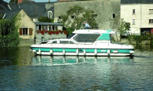 Bateau sans permis Nicols 1160