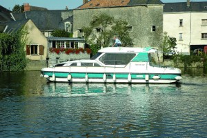 Bateau sans permis Nicols 1160