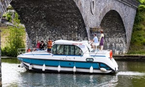 break péniche entre amis Nicols 900DP