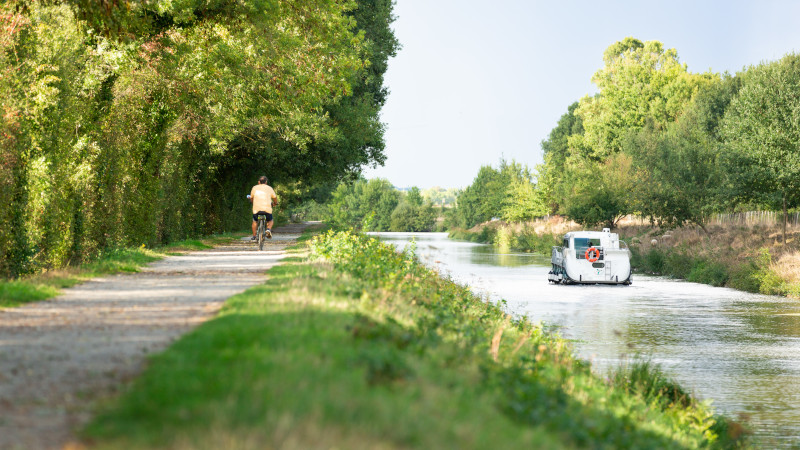 location bateau mayenne